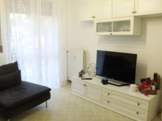 One bedroom apartment with large terrace / garden for rent in Loano - 1