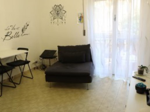 One bedroom apartment with large terrace / garden for rent in Loano - 8