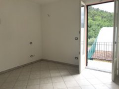 Two bedroom apartment with two balconies for sale in Garlenda - 10