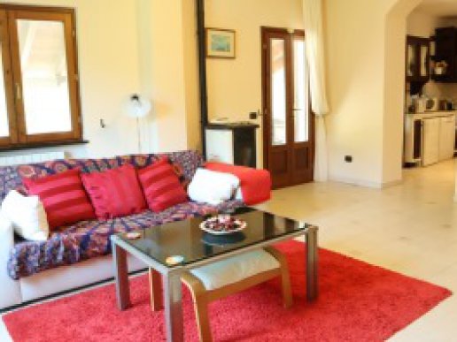 Two bedrooms apartment with beautiful terrace and two private parkings for sale in Garlenda - 2