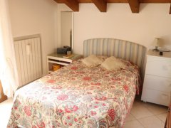Big apartment in villa with large terraces double garage and parking spaces for sale in Garlenda - 18