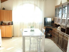 Big apartment in villa with large terraces double garage and parking spaces for sale in Garlenda - 9