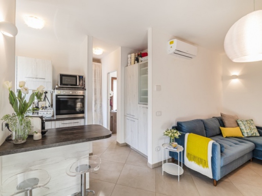 Appartamento con terrazza vivibile in vendita a Garlenda - 1