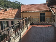 Two-bedroom apartment with liveable terrace for sale in Vendone - 5
