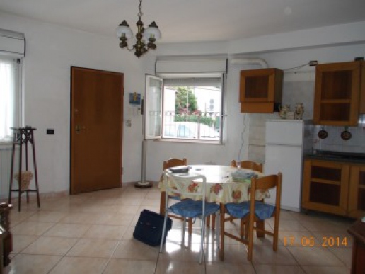 Apartment, three-room apartment with courtyard for sale in Villanova d'Albenga - 2
