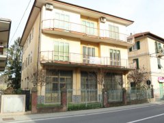 Appartamento pentalocale in vendita a Villanova d'Albenga - 1