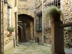 Appartamento trilocale con terrazza e antica torre in vendita a Villanova d'Albenga - 34