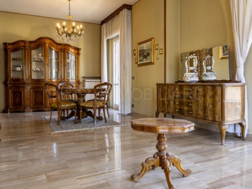190 sqm apartment for sale in Villanova d'Albenga - 11