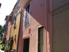 Independent house made by stone with a big terrace in the historical center of Villanova d'Albenga - 6