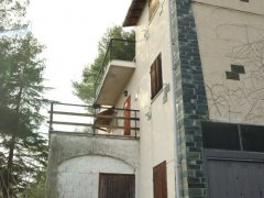 Semi-detached villa with garden and private access for sale in San Damiano - 4