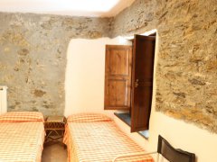 Stone farmhouse with land for sale in Ranzo - 8