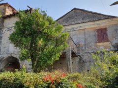 Rustico in pietra da ristrutturare in vendita a Villanova d'Albenga - 1