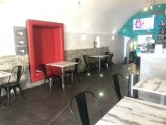 Unmissable! Renowned LOUNGE BAR / GINTONERIA / BIRRERIA with dehor for sale in downtown Loano - 4