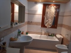 Independent villa with garden for sale in Ortovero - 9