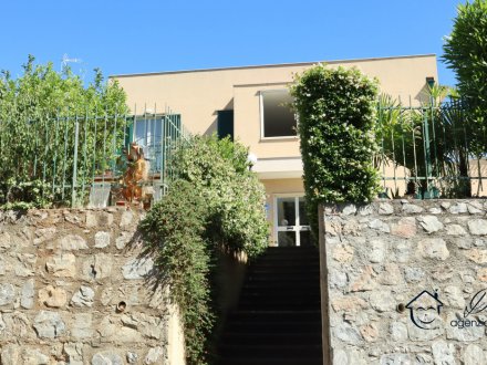 Appartamento ampio bilocale con terrazze in vendita a Villanova d'Albenga